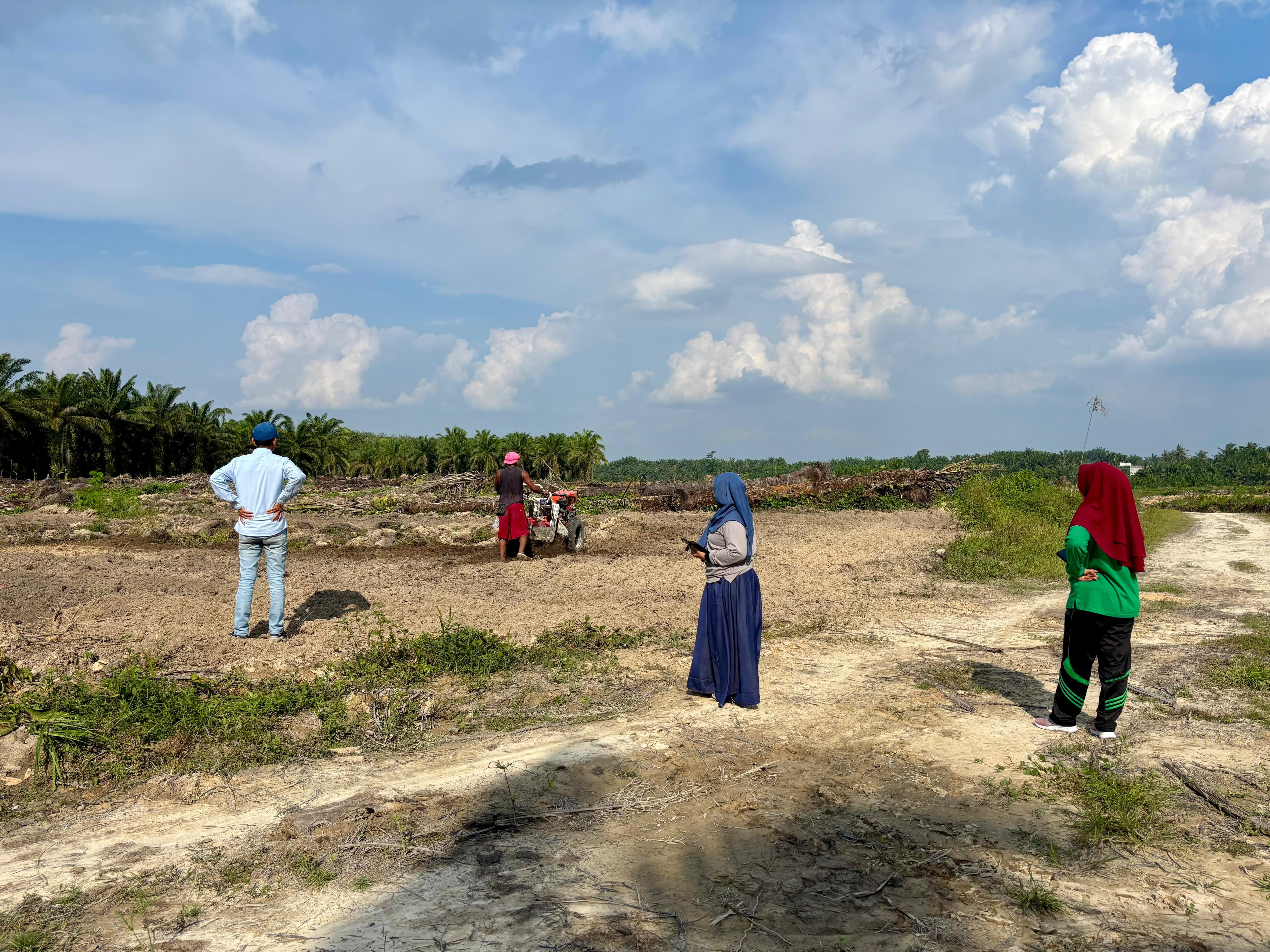 WhatsApp_Image_2025-12-23_at_16-04-50